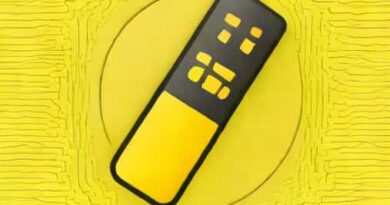 Astound Remote Blinking Yellow